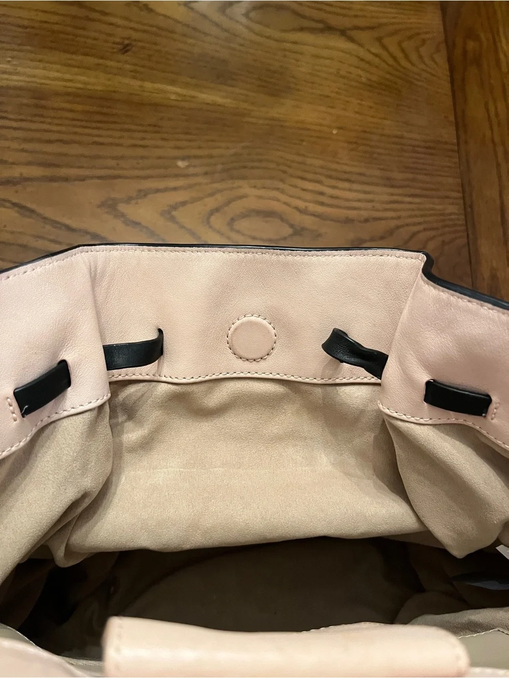 Louise Et Cie Leather Bucket bag with bow tie
